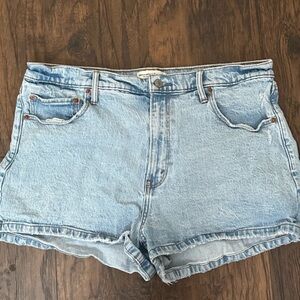 Abercrombie Mom Shorts